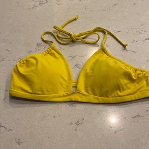 NWOT Victorias Secret bikini top